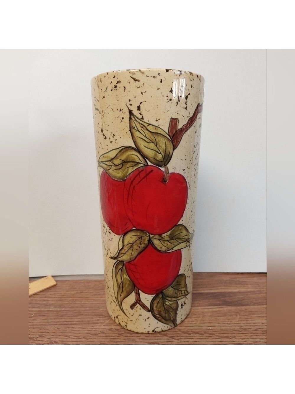 Vintage* Red Apples Ceramic Cylinder Vase